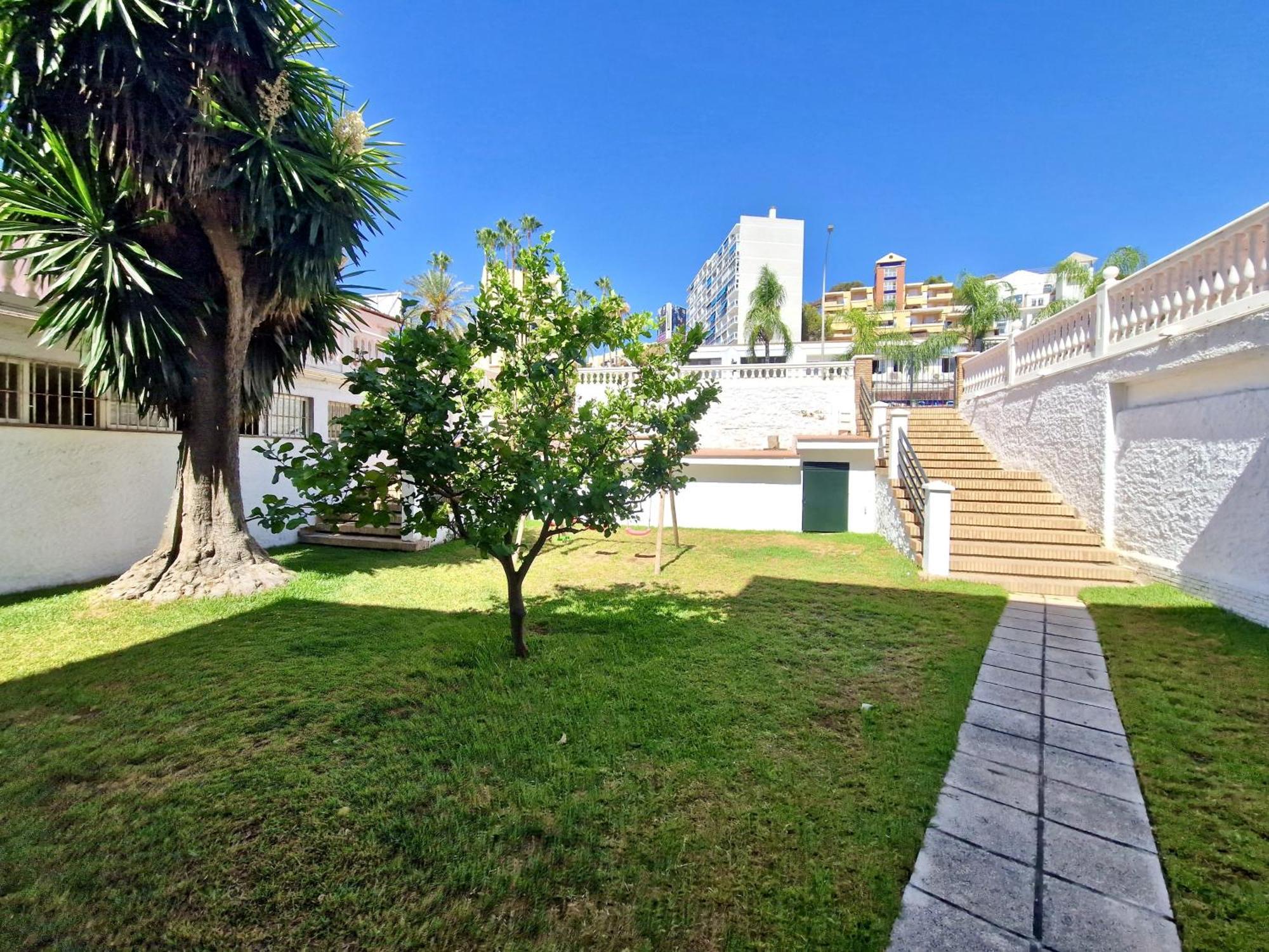 Sr Mediterraneo Playa De La Carihuela Torremolinos Exterior photo